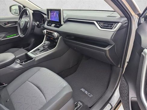New 2025 Toyota RAV4 XLE image 19