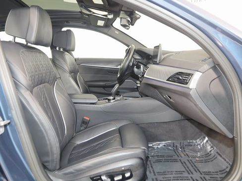 Used 2023 BMW M550i xDrive w/ Executive Package image 13