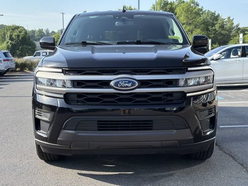 Used 2024 Ford Expedition XLT AWD/4WD image 8