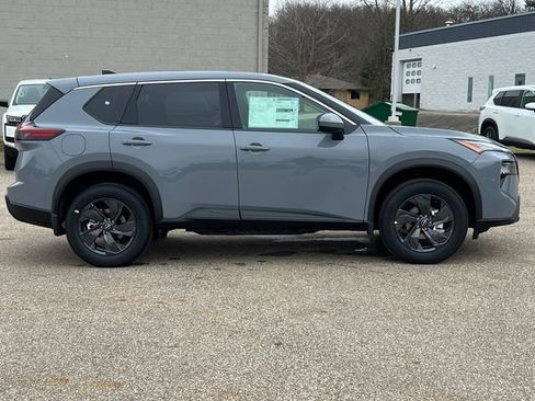 New 2026 Nissan Rogue SV w/ Cold Weather Package AWD/4WD image 41