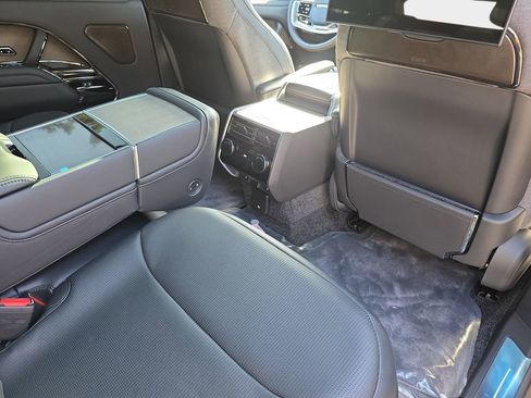 New 2026 Land Rover Range Rover SV image 11