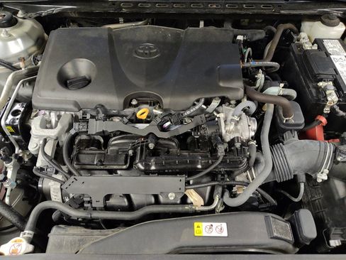 Used 2022 Toyota Camry LE w/ Convenience Package FWD image 30