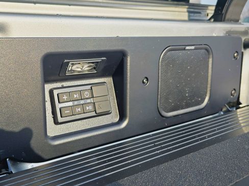 New 2026 GMC Sierra 2500 Denali Ultimate w/ LPO, Black Badging Package image 32