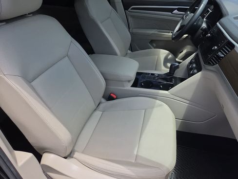 Used 2022 Volkswagen Atlas SE FWD image 22