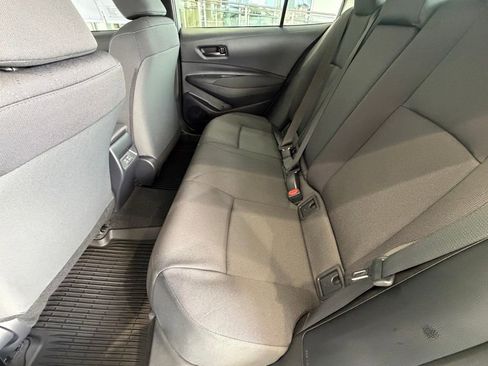 Used 2026 Toyota Corolla LE FWD image 31