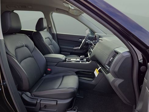 New 2026 Nissan Pathfinder SL AWD/4WD image 15