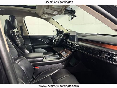 Used 2020 Lincoln Aviator Reserve w/ Equipment Group 202A image 15