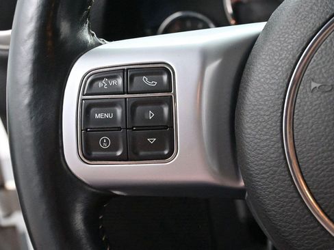 Used 2014 Jeep Wrangler Unlimited Rubicon AWD/4WD image 16