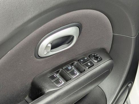 Used 2018 Kia Soul FWD image 11