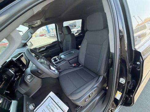 New 2026 GMC Sierra 1500 SLE w/ Preferred Package AWD/4WD image 17