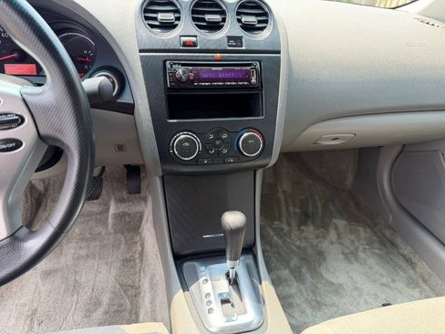 Used 2012 Nissan Altima 2.5 FWD image 12