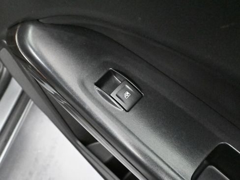 Used 2019 GMC Canyon SLE w/ SLE Convenience Package image 43