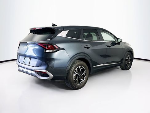Used 2025 Kia Sportage LX FWD image 9