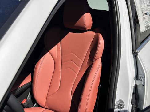 Used 2026 BMW X1 xDrive28i w/ Convenience Package image 19