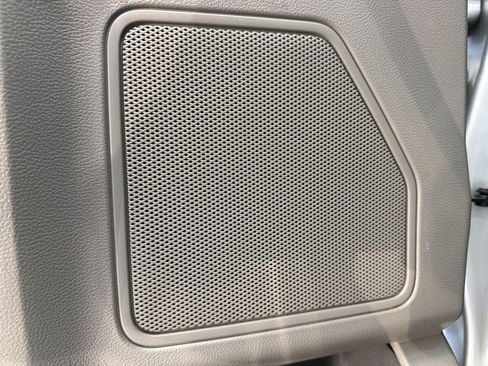 Used 2016 Ford F150 XL w/ Equipment Group 101A Mid RWD image 27