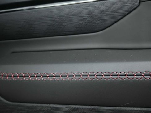 New 2026 GMC Sierra 2500 AT4X w/ LPO, Black Badging Package image 15