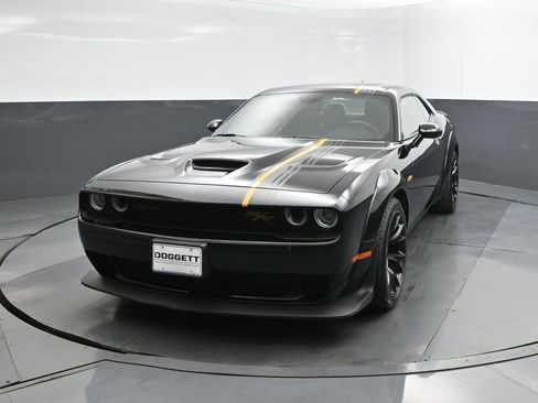 Used 2023 Dodge Challenger R/T Scat Pack image 30