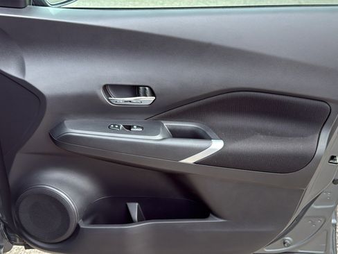 Used 2023 Nissan Kicks SV FWD image 28