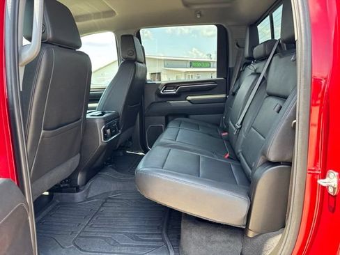 Used 2024 GMC Sierra 2500 SLT AWD/4WD image 23
