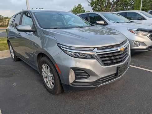 Used 2023 Chevrolet Equinox LT w/ Driver Convenience Package FWD image 1