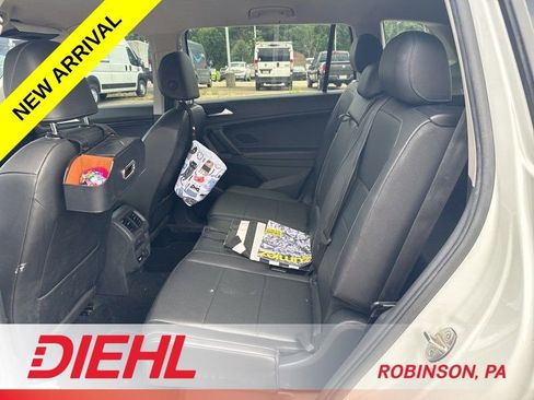 Used 2019 Volkswagen Tiguan SE w/ 3rd Row Seat Package AWD/4WD image 7