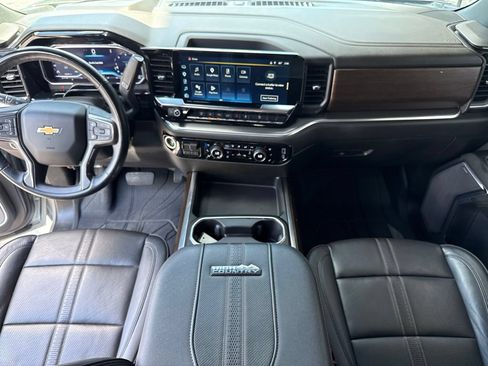 Used 2024 Chevrolet Silverado 2500 High Country w/ High Country Premium Package AWD/4WD image 25