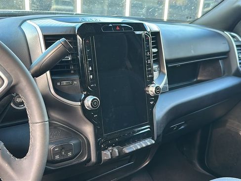 Used 2025 RAM 2500 Big Horn AWD/4WD image 8