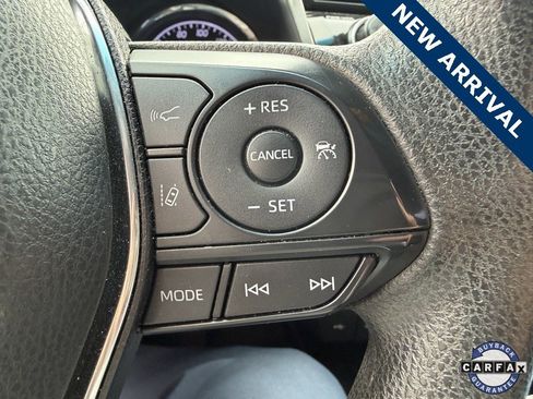 Used 2020 Toyota Camry LE w/ Carpet Mat Package image 11