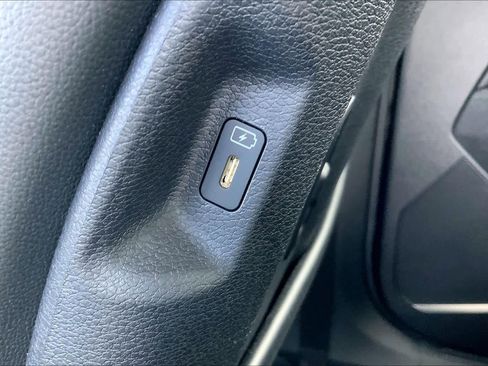 Used 2023 Kia Sportage SX image 32