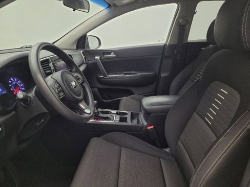 Used 2018 Kia Sportage LX AWD/4WD image 17
