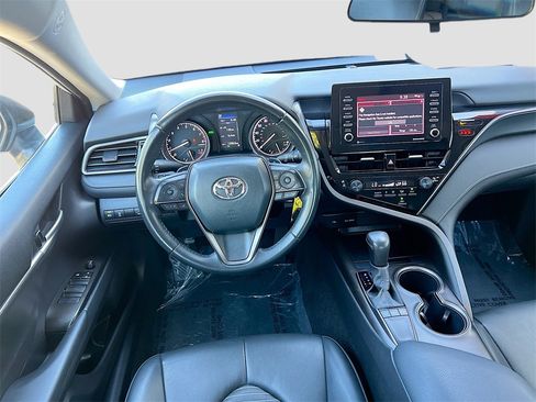 Used 2024 Toyota Camry SE image 20