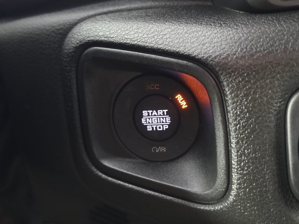 Used 2024 Jeep Wrangler Unlimited AWD/4WD image 24