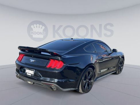 Used 2019 Ford Mustang Premium image 7