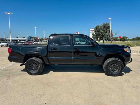 Used 2023 Toyota Tacoma SR AWD/4WD image 2