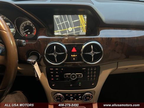 Used 2014 Mercedes-Benz GLK 350 4MATIC image 32