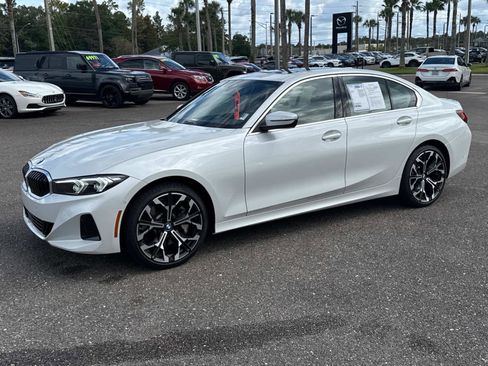 Certified 2025 BMW 330i Sedan w/ Convenience Package image 7