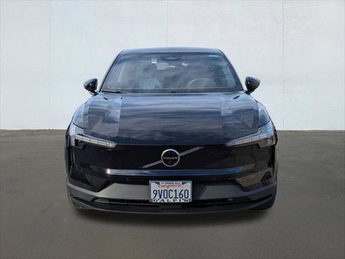 Used 2025 Volvo EX30 Ultra w/ Protection Package Premier image 8