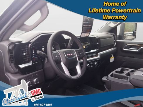 New 2026 GMC Sierra 2500 SLE w/ SLE Value Package; image 3