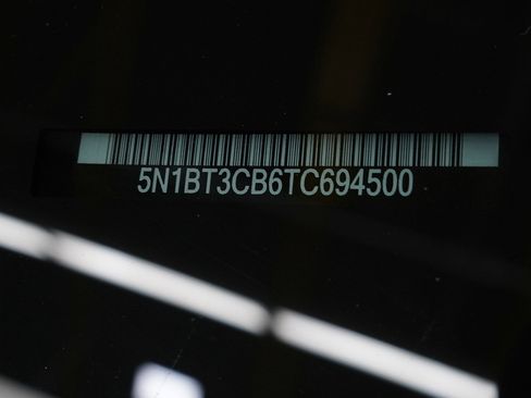 Used 2026 Nissan Rogue SL AWD/4WD image 33