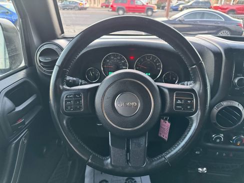 Used 2015 Jeep Wrangler Unlimited Sport image 21