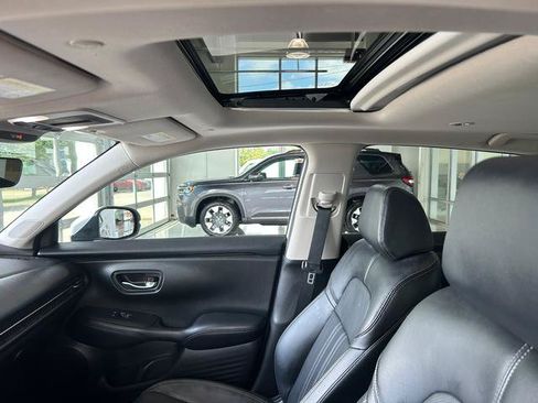 Used 2023 Honda HR-V EX-L image 15
