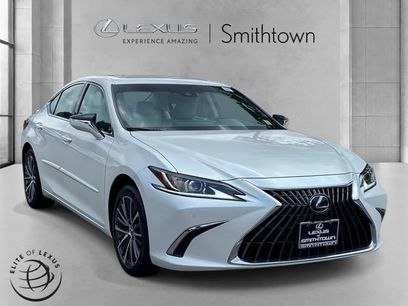 Certified 2023 Lexus ES 350 w/ Premium Package
