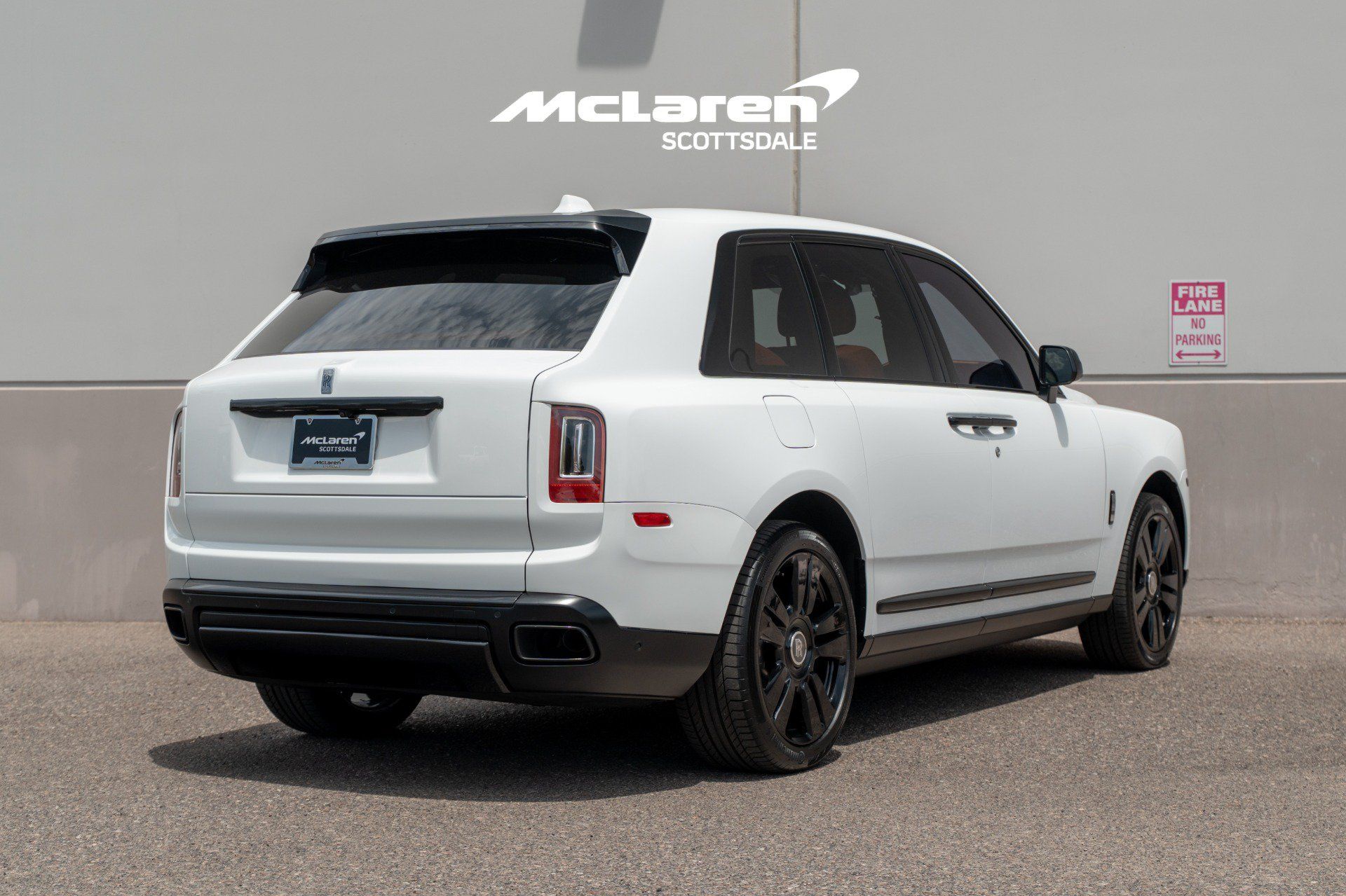 Used 2023 Rolls-Royce Cullinan AWD/4WD image 7