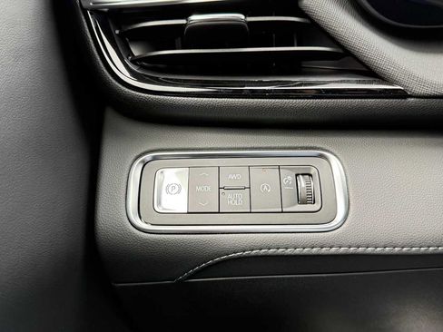 New 2026 Buick Enclave Preferred AWD/4WD image 13
