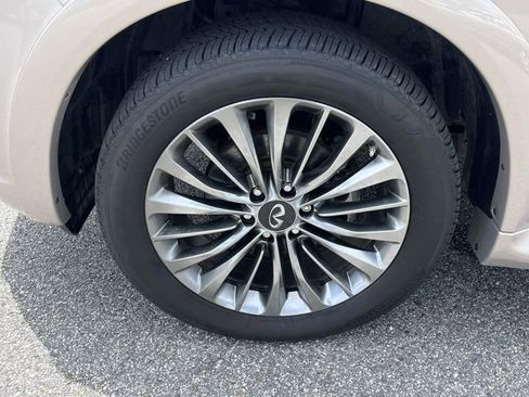 Used 2018 INFINITI QX80 2WD w/ Deluxe Technology Package image 11