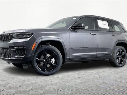 New 2025 Jeep Grand Cherokee Limited w/ Luxury Tech Group II