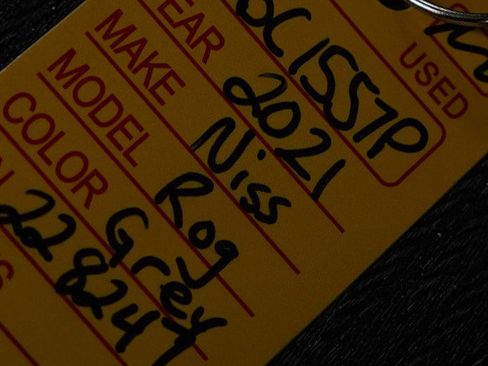 Used 2021 Nissan Rogue SV image 30