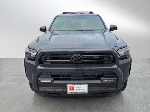 Certified 2025 Toyota 4Runner SR5 image 8
