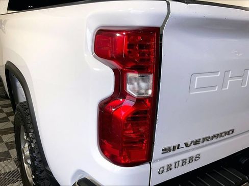 Used 2024 Chevrolet Silverado 2500 W/T w/ WT Convenience Package AWD/4WD image 35