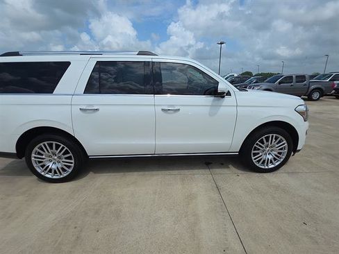 Used 2024 Ford Expedition Max Limited RWD image 5